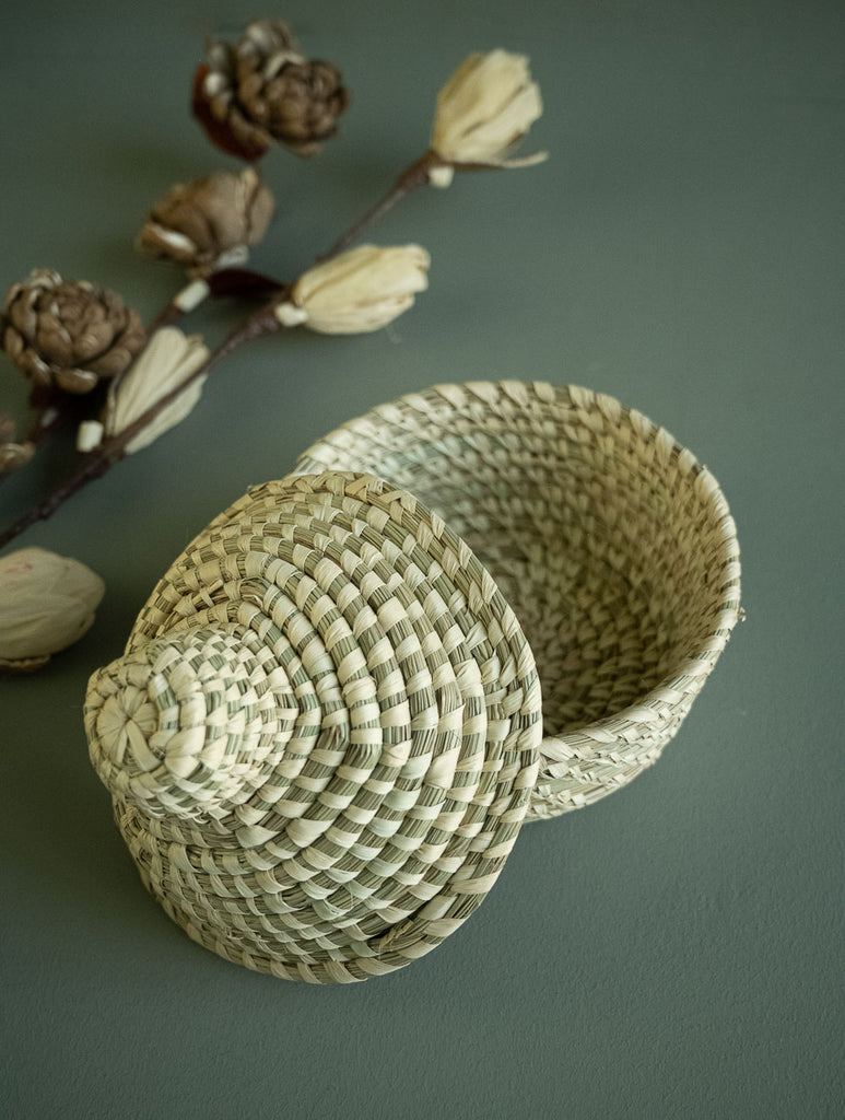 Handcrafted Cheend Kasa Utility Basket With Lid - Chakri