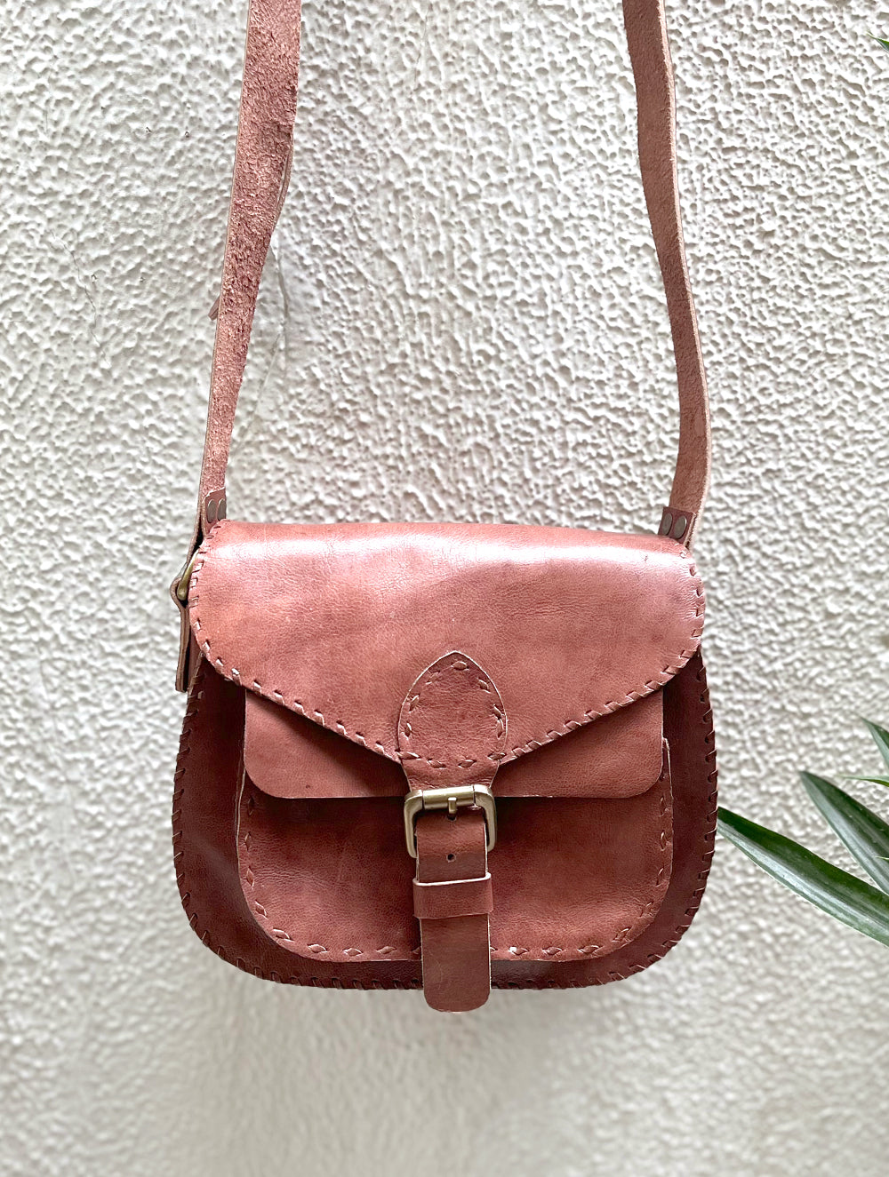 Load image into Gallery viewer, Handcrafted Jawaja Leather Sling Bag with Buckle