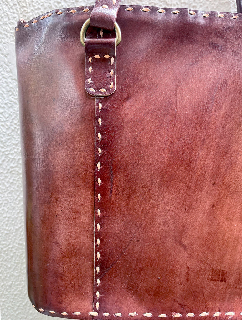 Handcrafted Jawaja Leather Tote with Stitched Detail