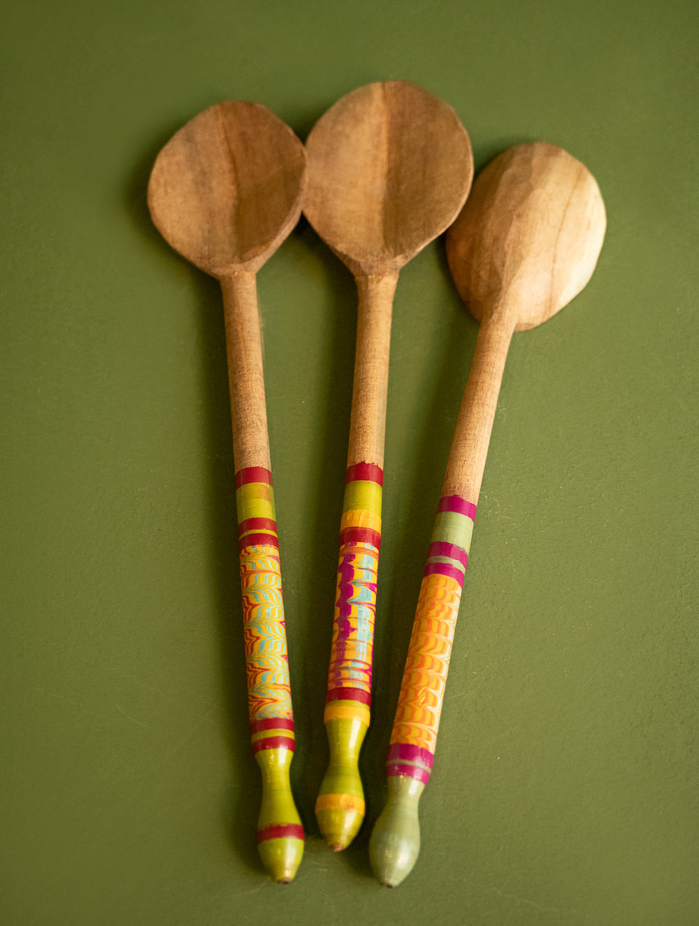 Load image into Gallery viewer, Handcrafted Wooden Cutlery in Kutch Lacquer Craft - Salad Spoons (Set of 3)