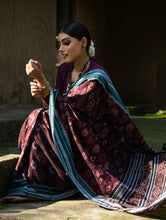 Load image into Gallery viewer, Handwoven Sambhalpuri Ikat Cotton Saree - Brown Elegance