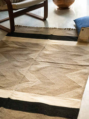 Handwoven Jawaja Rug - Beige Zigzags (6ft x 4ft)