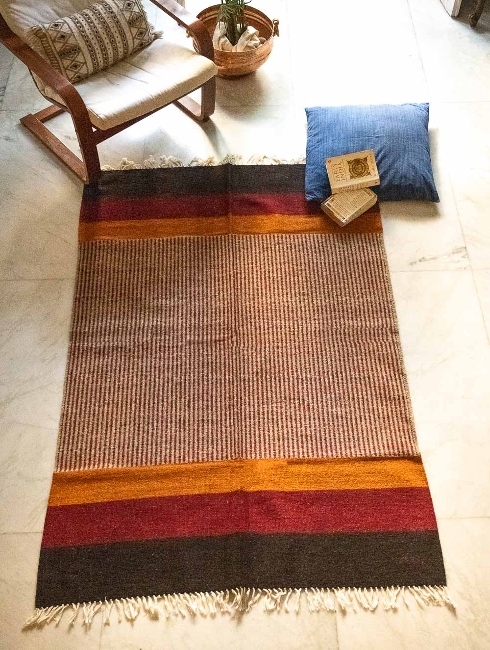 Handwoven Jawaja Rug - Warm Hues (6ft x 4ft)