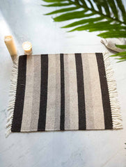 Handwoven Jawaja Small Rug - Black Lines (2ft x 2ft)