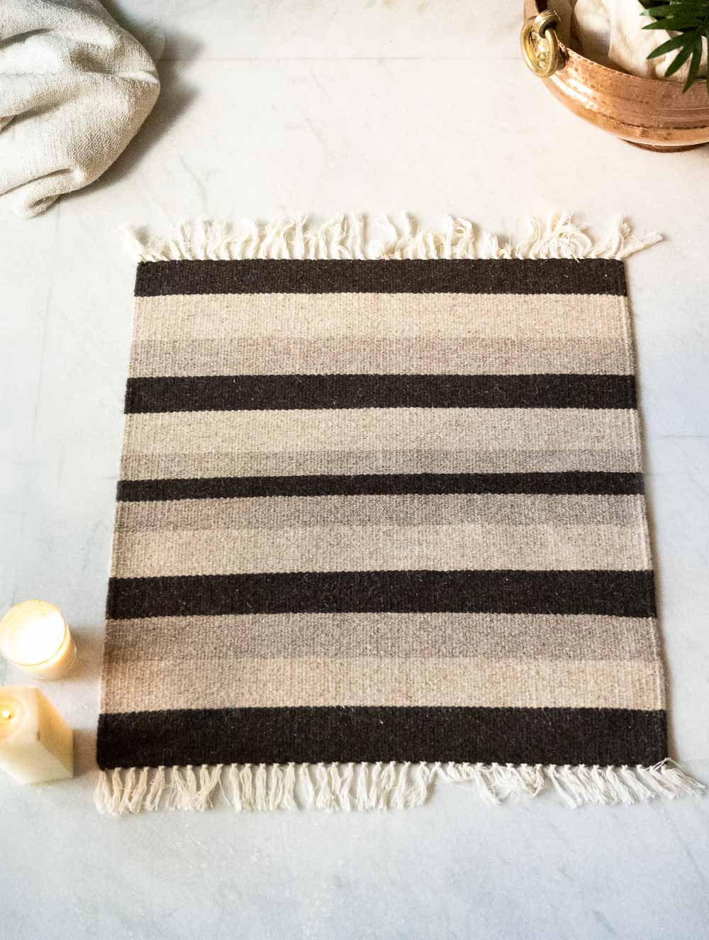 Handwoven Jawaja Small Rug - Cream Linear (2ft x 2ft)