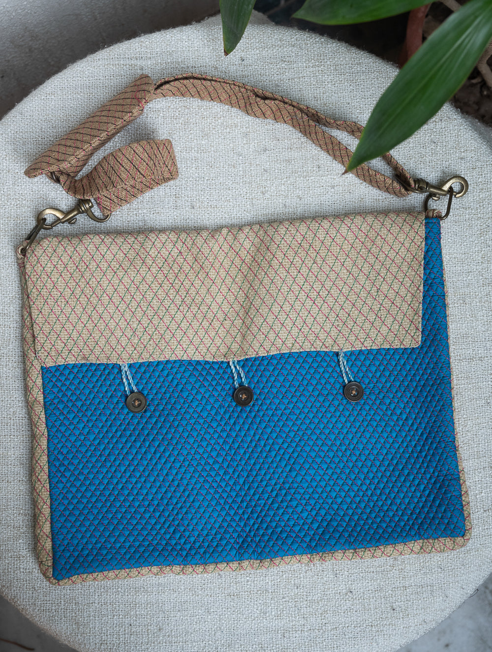 Load image into Gallery viewer, Handwoven Jute Laptop Bag