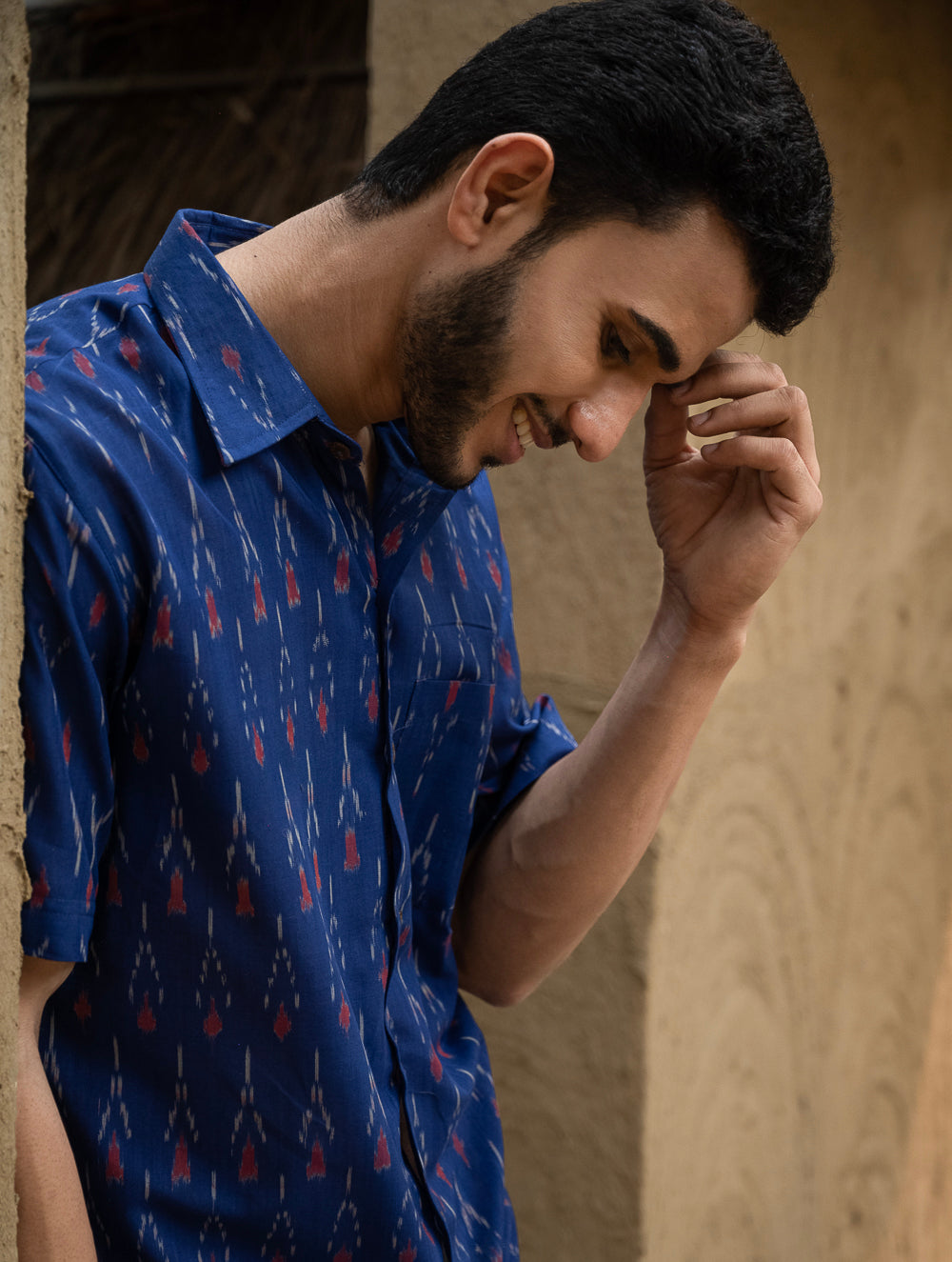 Load image into Gallery viewer, Ikat Hand Woven Soft Cotton Shirt - Blue Arrows