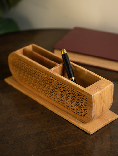 Jaali Craft Wooden Desk Caddy - Sleek Holder