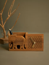 Load image into Gallery viewer, Jaali Craft Wooden Elephant Pen Stand with Clock 
