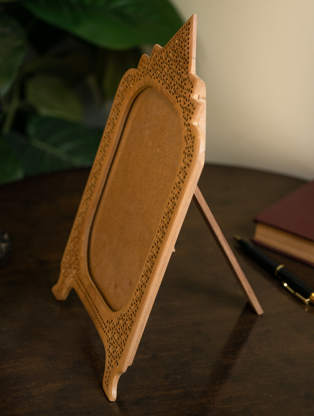 Jaali Craft Wooden Photo Frame - Arch