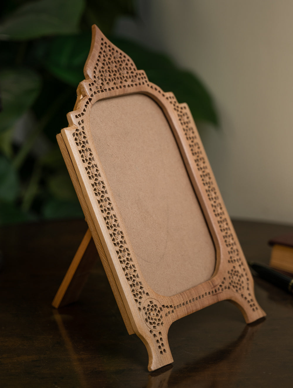 Jaali Craft Wooden Photo Frame - Arch