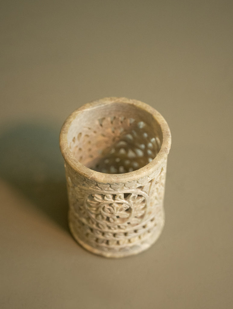 Jaali Craft Wooden Photo Frame - Gopura