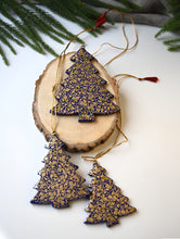 Load image into Gallery viewer, Kashmiri Art Xmas Decorations - Gold Chinar (Set of 9)