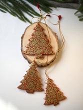 Load image into Gallery viewer, Kashmiri Art Xmas Decorations - Gold Chinar (Set of 9)