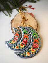 Load image into Gallery viewer, Kashmiri Art Xmas Decorations - Lavender &amp; Green Medley (Set of 9)