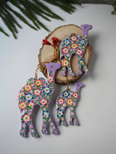 Load image into Gallery viewer, Kashmiri Art Xmas Decorations - Mauve &amp; Green Flora (Set of 10)