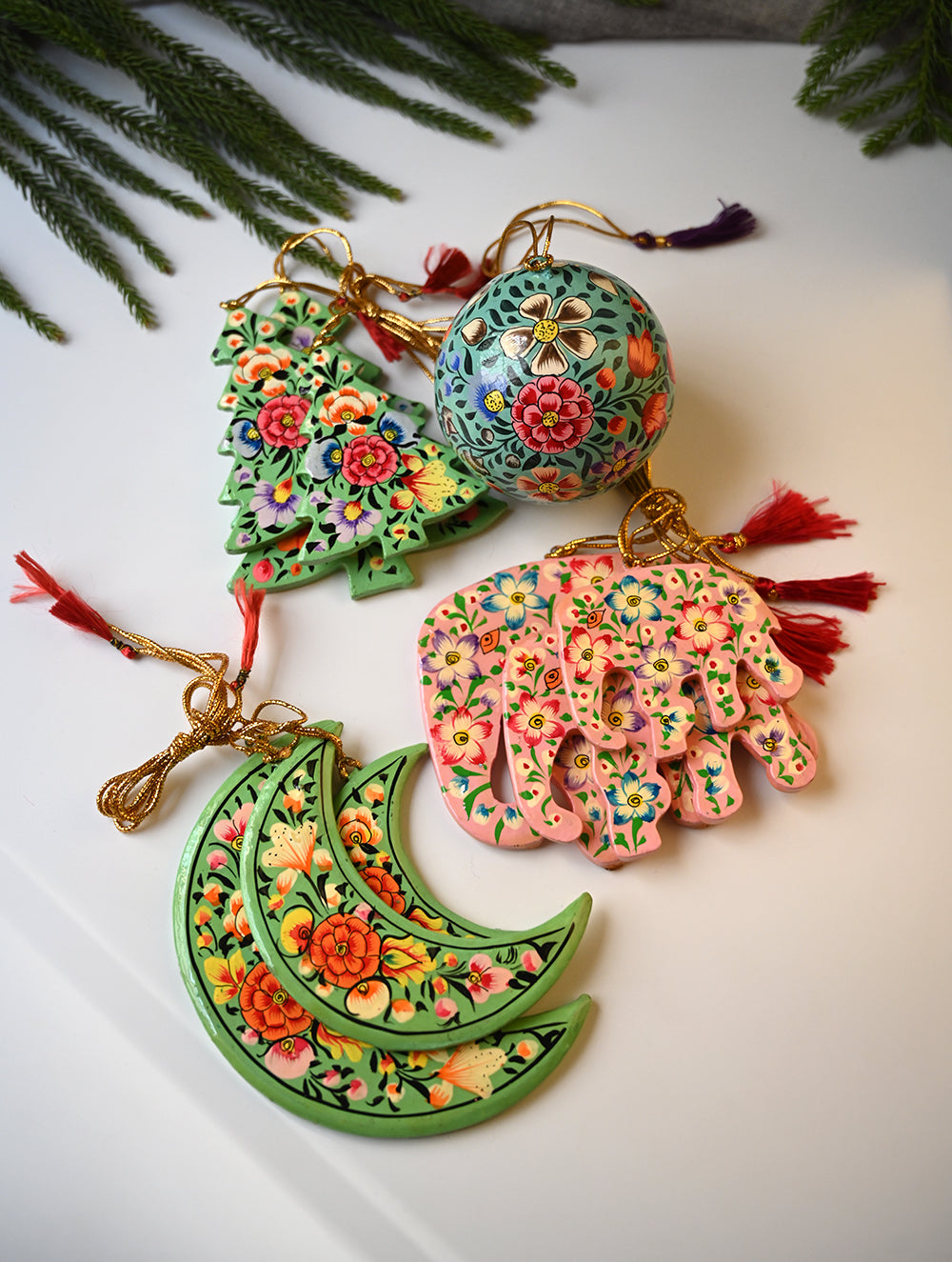Load image into Gallery viewer, Kashmiri Art Xmas Decorations - Pink &amp; Green Medley (Set of 10)