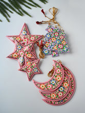 Load image into Gallery viewer, Kashmiri Art Xmas Decorations - Pink &amp; Mauve Flora (Set of 9)