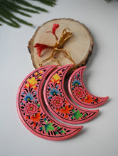 Load image into Gallery viewer, Kashmiri Art Xmas Decorations - Pink &amp; Orange Flora (Set of 9)