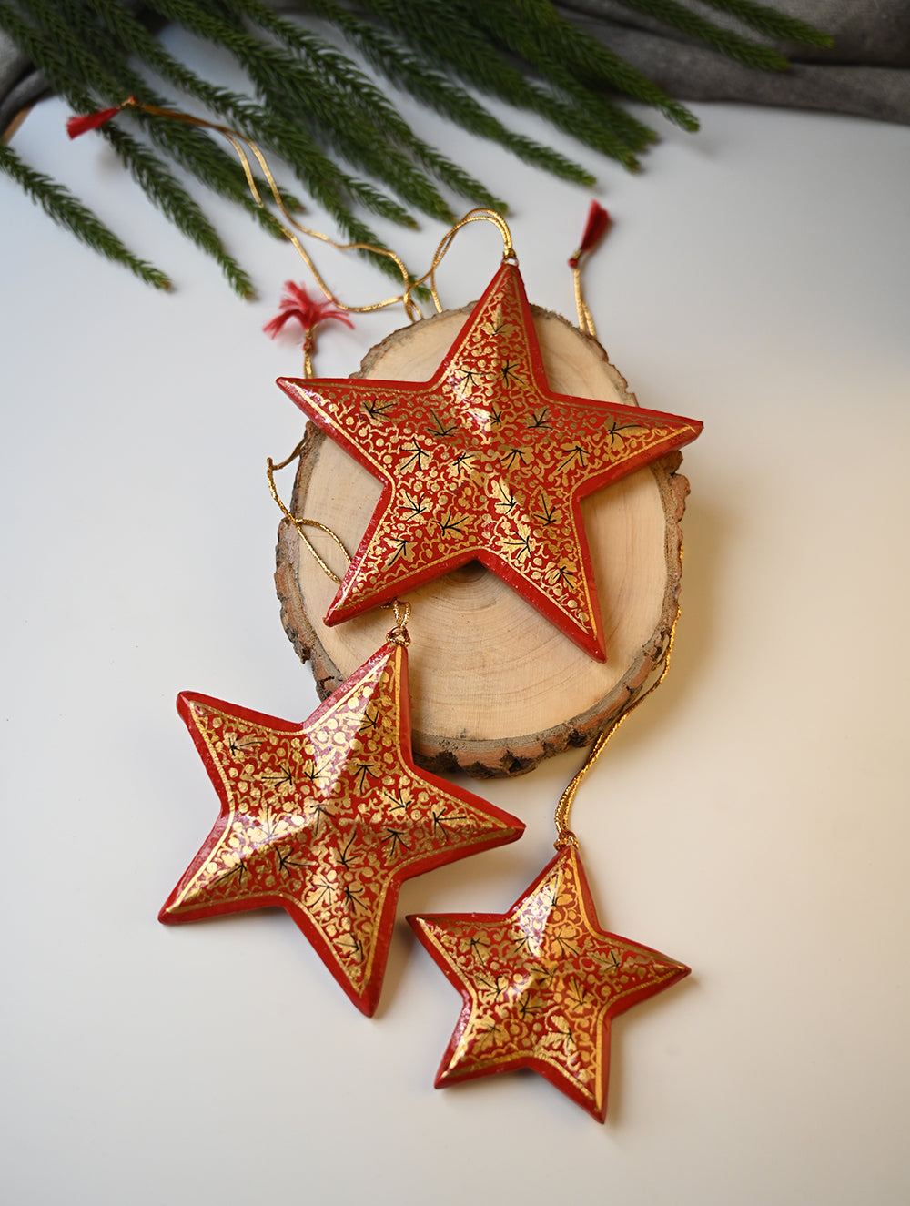 Load image into Gallery viewer, Kashmiri Art Xmas Decorations - Red Medley (Set of 6)