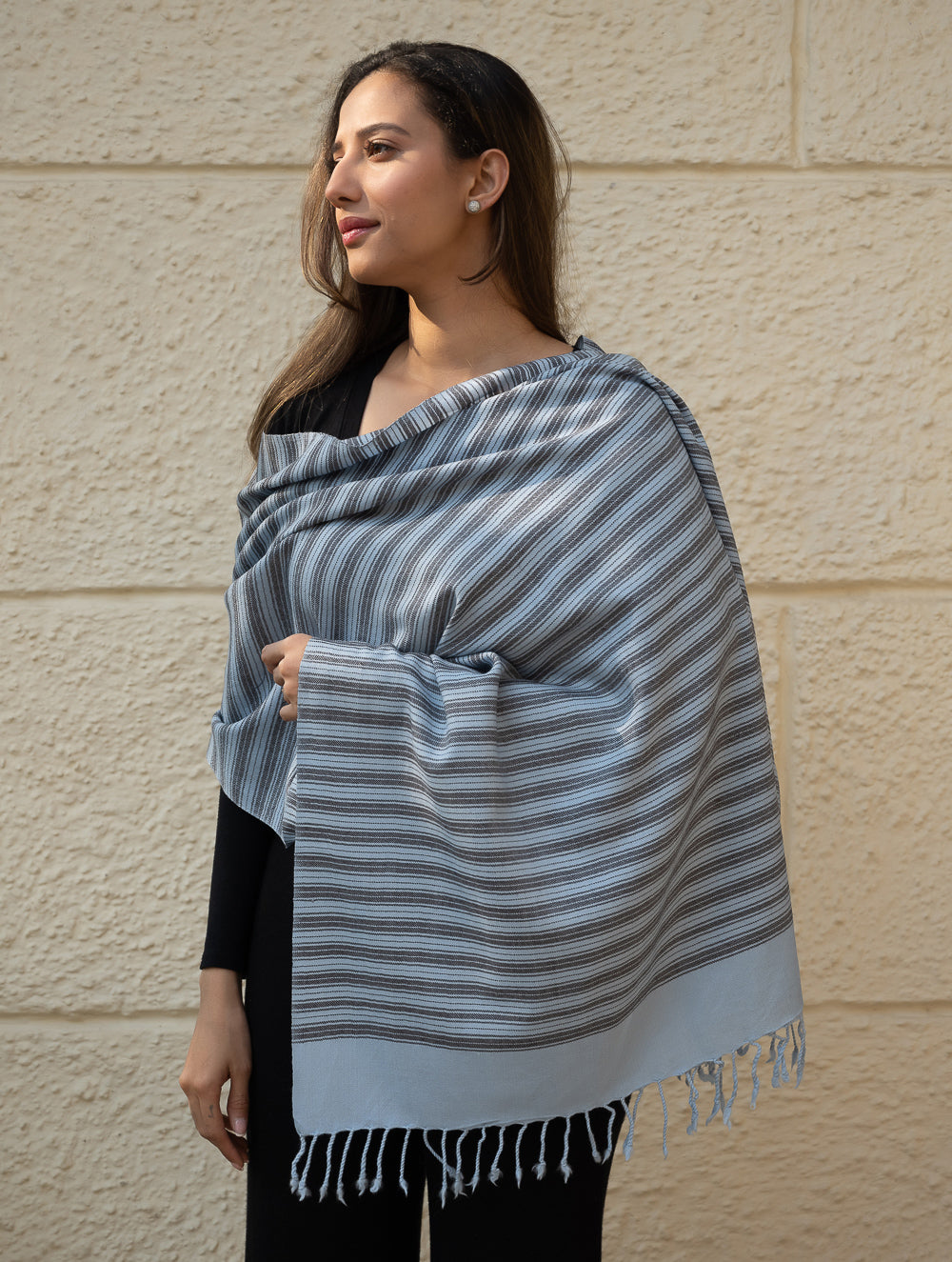 Load image into Gallery viewer, Light &amp; Warm Merino Wool Kinnauri Stole - Cacao Link