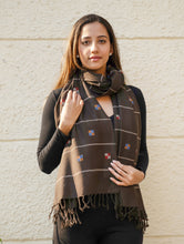 Load image into Gallery viewer, Light &amp; Warm Merino Wool Kinnauri Stole - Coffee Meadow