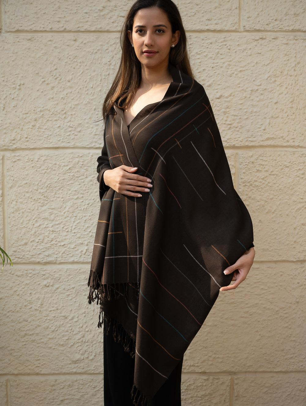 Load image into Gallery viewer, Light &amp; Warm Merino Wool Kinnauri Stole - Ink &amp; Ice