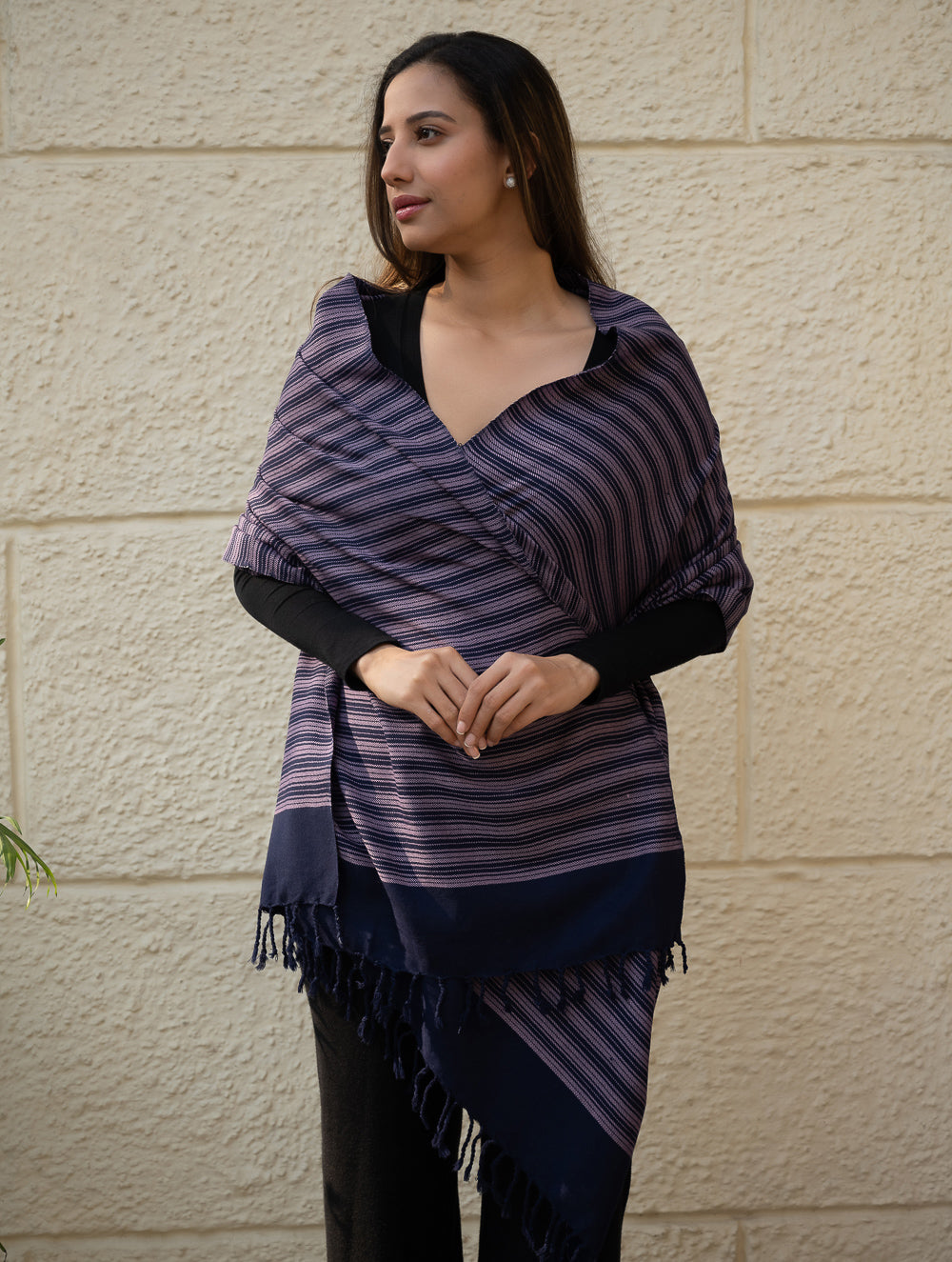 Light & Warm Merino Wool Kinnauri Stole - Midnight Duet