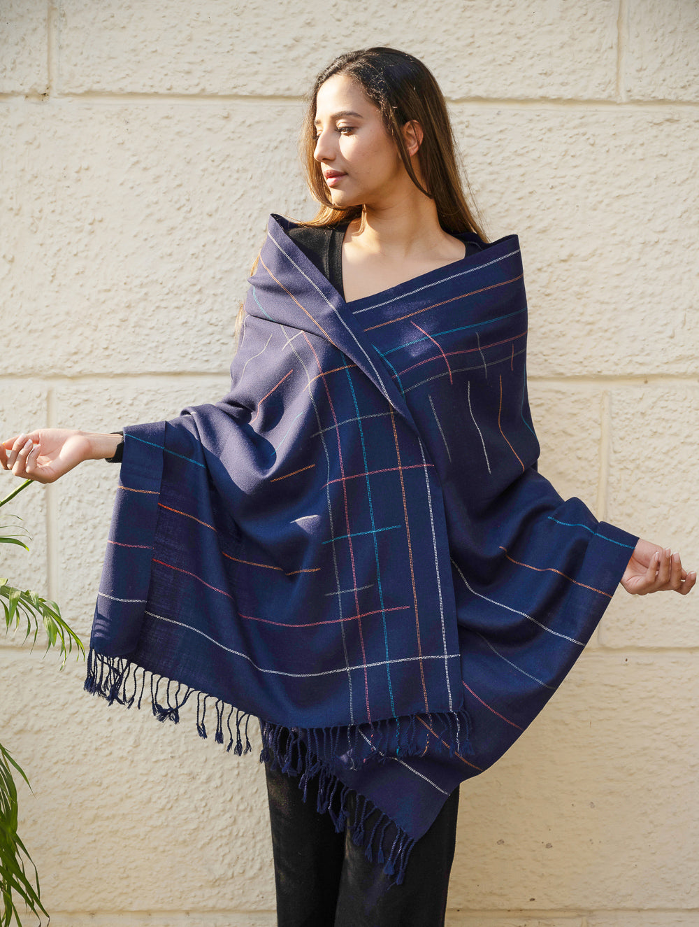 Light & Warm Merino Wool Kinnauri Stole - Midnight Link