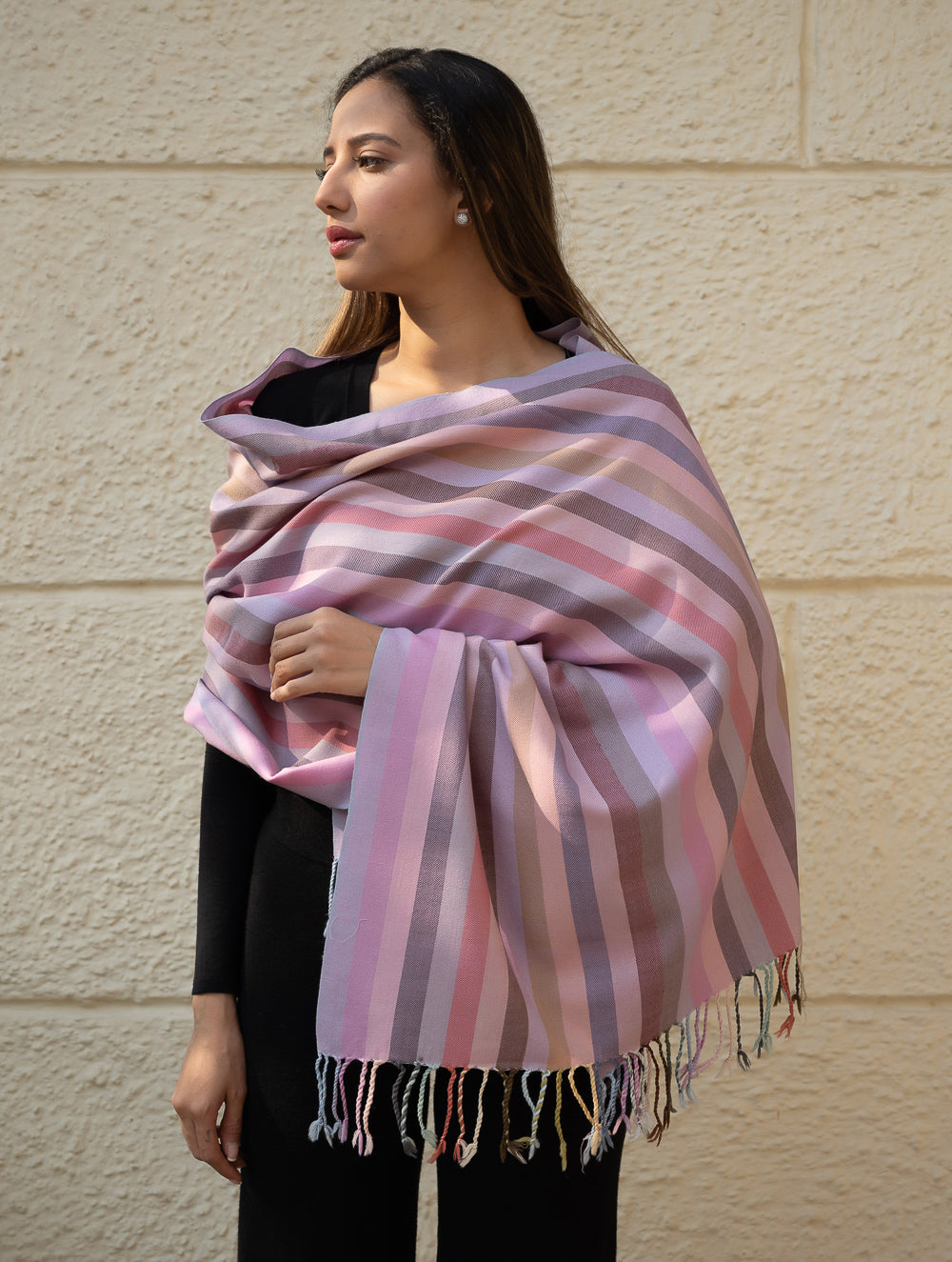 Load image into Gallery viewer, Light &amp; Warm Merino Wool Kinnauri Stole - Orchid Hues