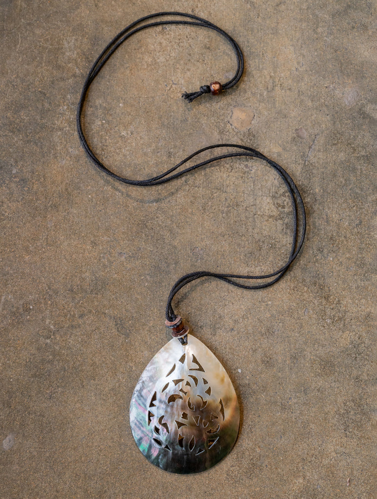 Mystic Dunes Shell Necklace