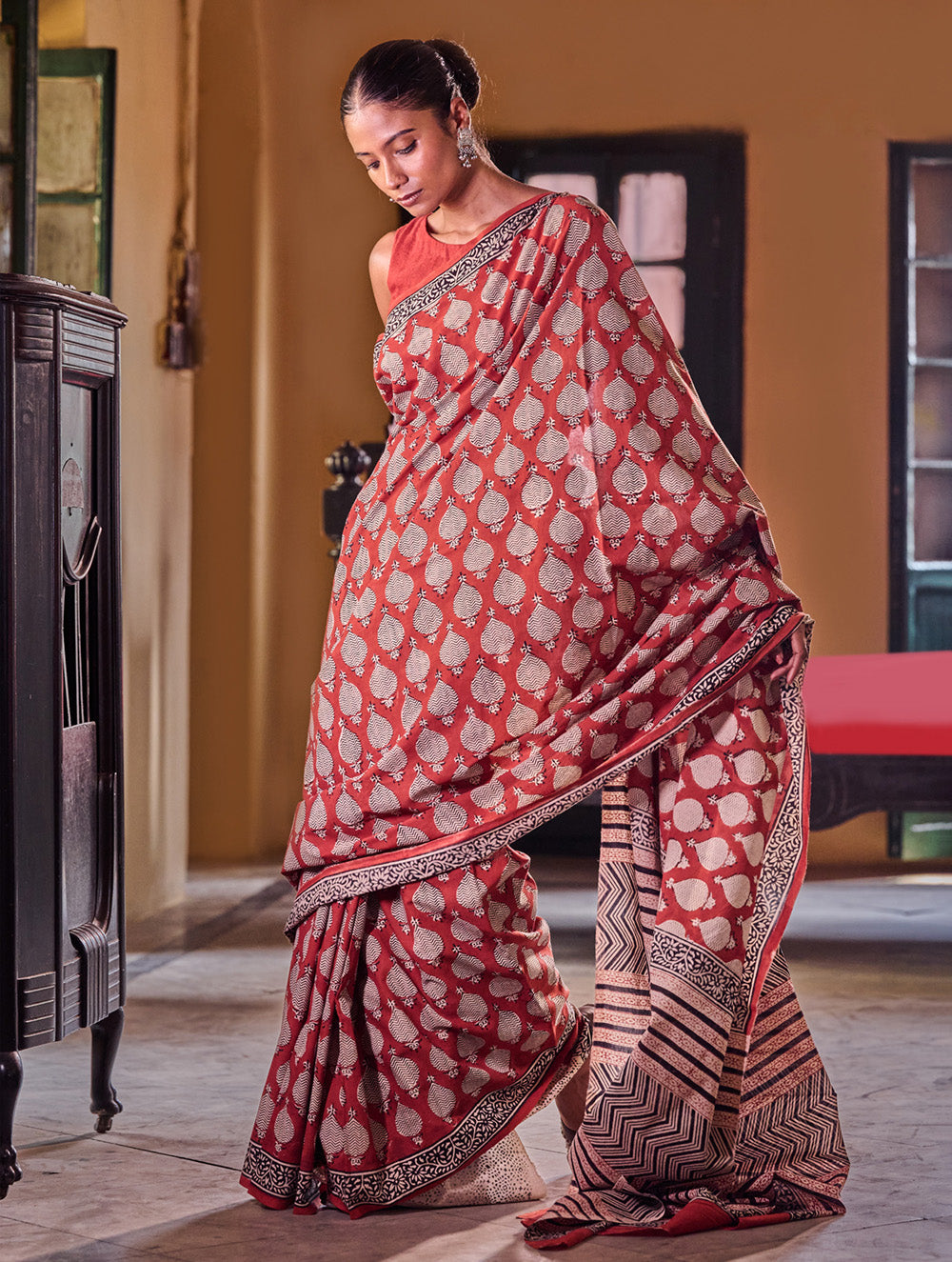 Bagru Statements: Hand Block Printed Mul Cotton Saree - Surkh Kairi