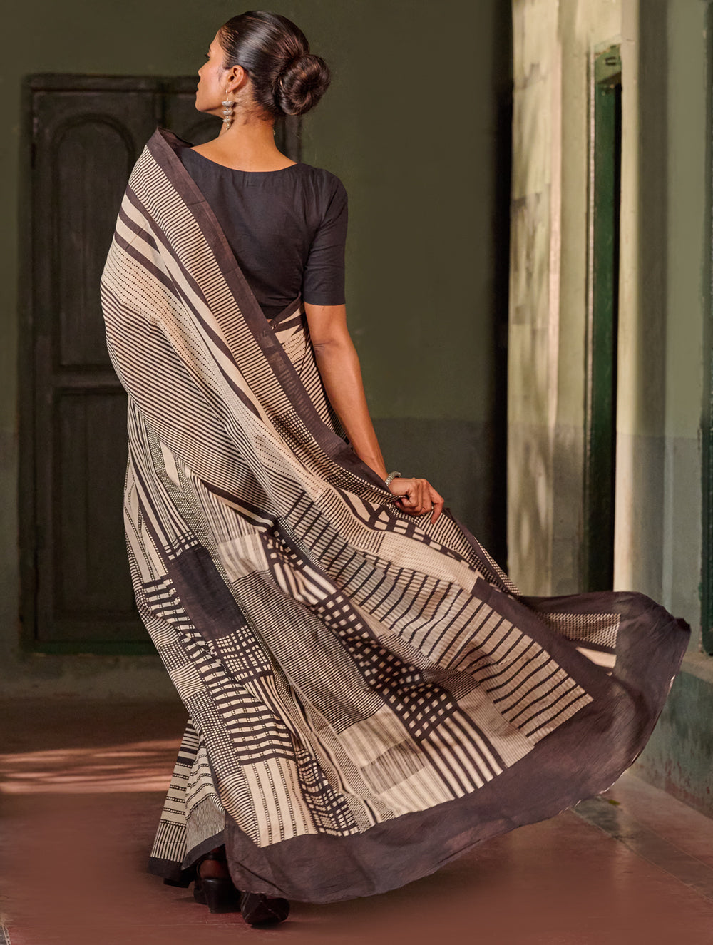 Bagru Statements: Hand Block Printed Mul Cotton Saree - Striped Elegance