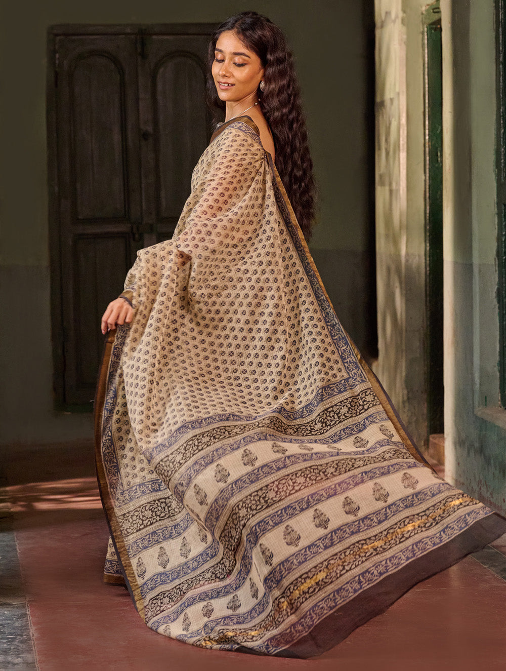 Bagru Statements: Hand Block Printed Kota Doria Saree - Ivory Fern