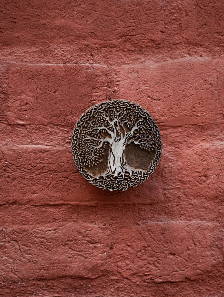 Nazakat. Exclusive, Fine Hand Engraved Wood Block Curio / Wall Piece - Tree, Round