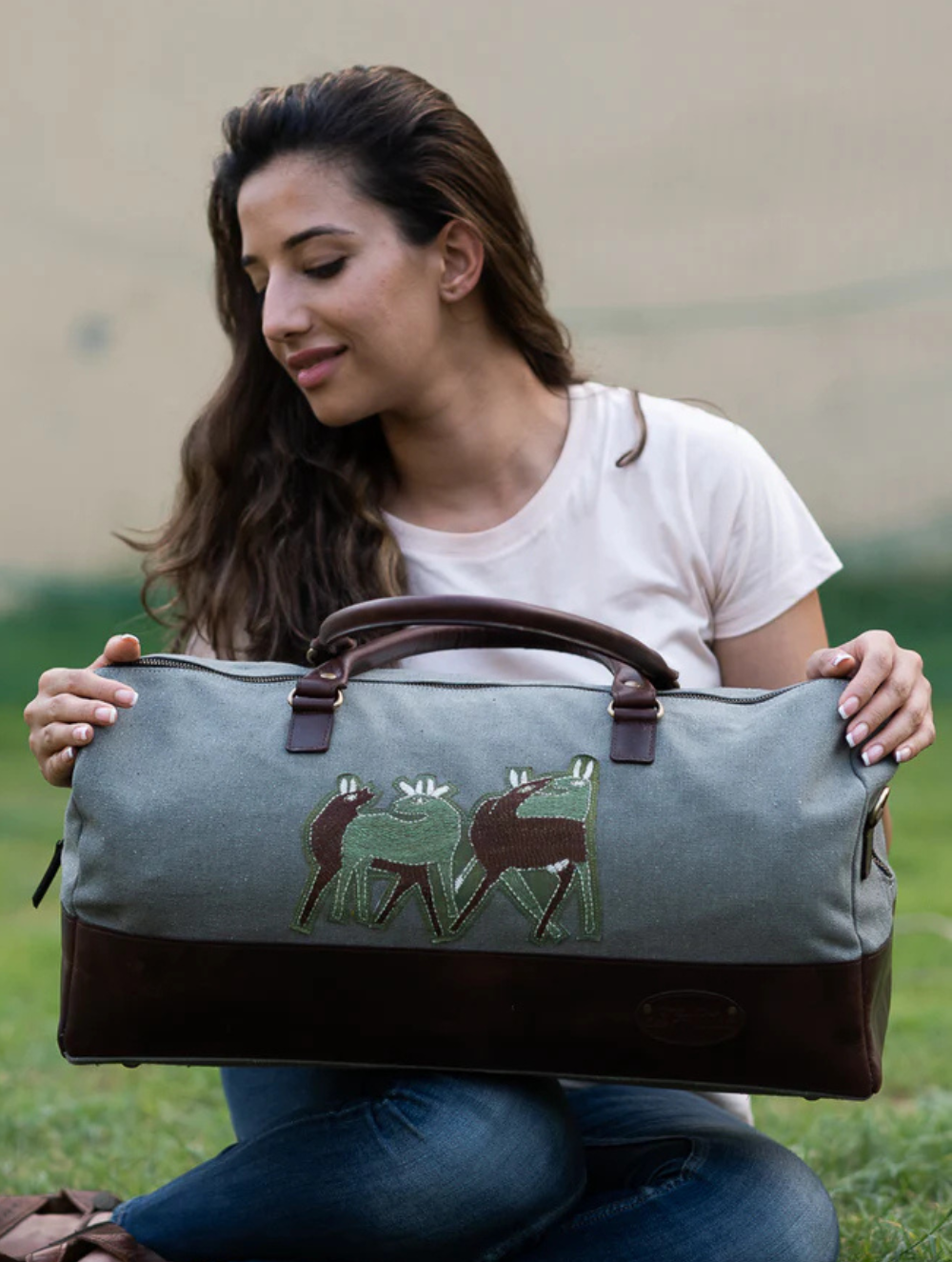 Load image into Gallery viewer, The Kantha &amp; Canvas Duffle Bag - Olive Deer