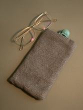 Load image into Gallery viewer, Phulkari Spectacle Case - Teal &amp; Rose