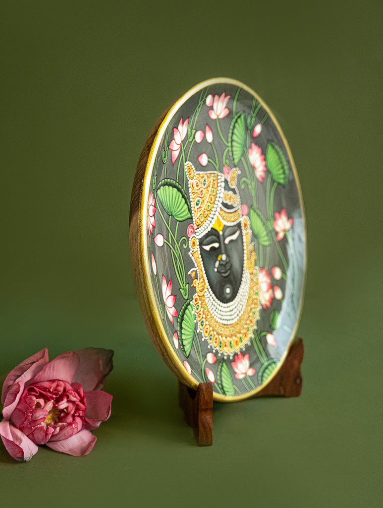 Pichwai Art Wooden Wall Plate / Table Curio - Shrinathji
