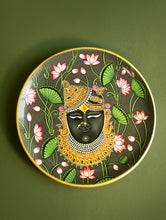 Load image into Gallery viewer, Pichwai Art Wooden Wall Plate / Table Curio - Shrinathji