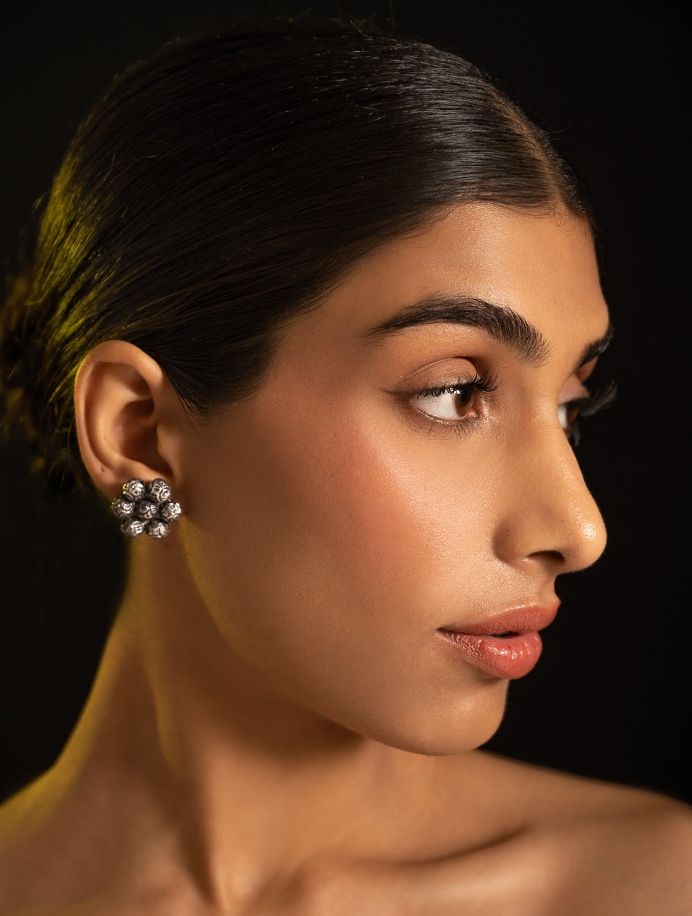 Load image into Gallery viewer, Pure Silver Traditional Maharashtrian Earrings - Ashtapaillumani Kusum