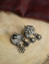 Load image into Gallery viewer, Pure Silver Traditional Maharashtrian Earrings - Bakuli Studs