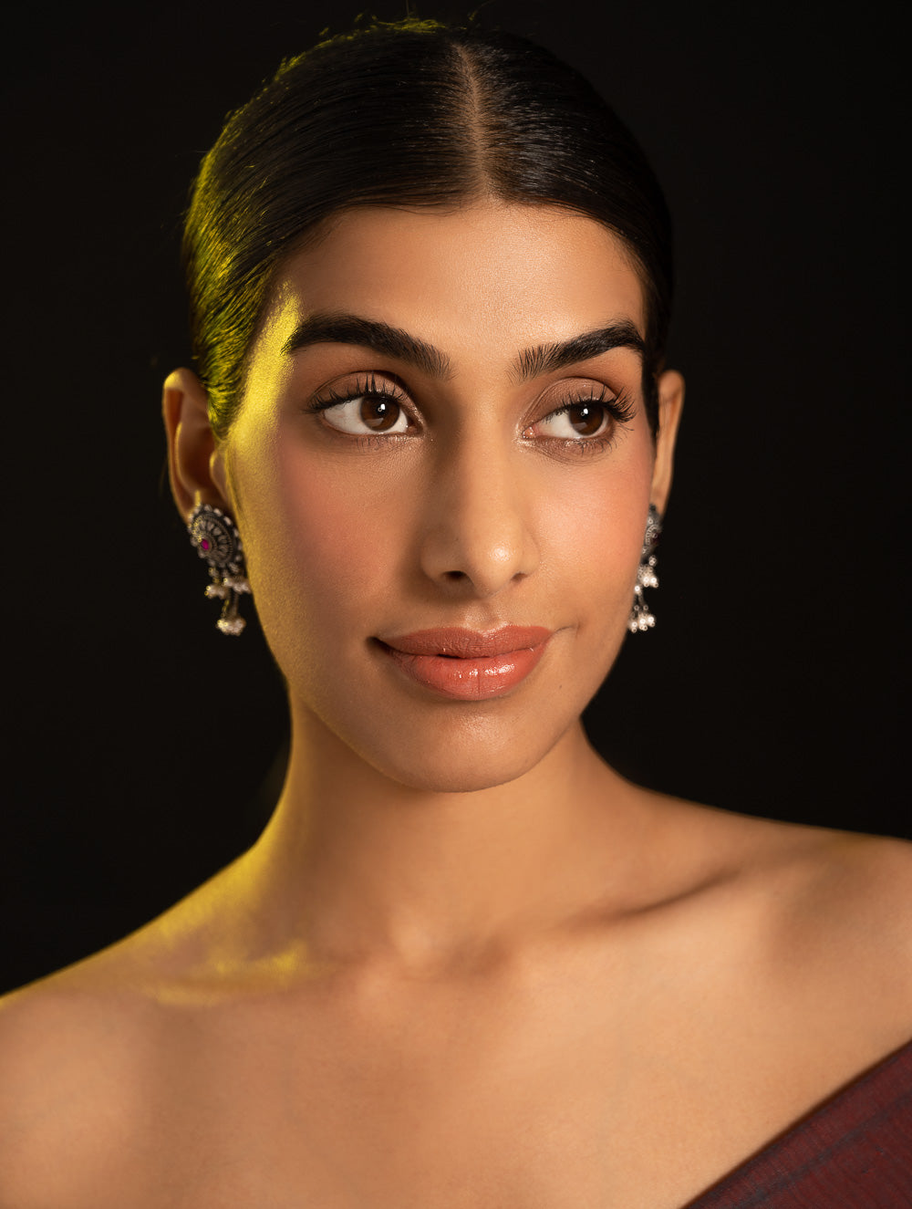 Load image into Gallery viewer, Pure Silver Traditional Maharashtrian Earrings - Chandnya