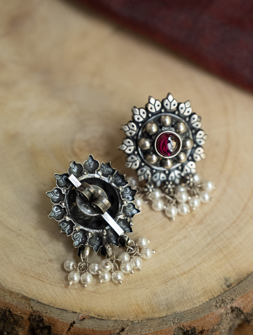 Load image into Gallery viewer, Pure Silver Traditional Maharashtrian Earrings - Kusum Roop