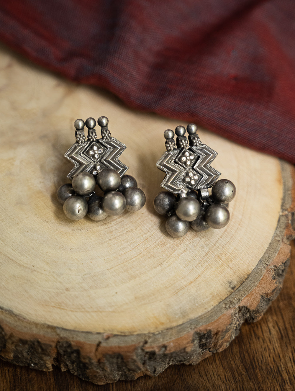 Load image into Gallery viewer, Pure Silver Traditional Maharashtrian Earrings - Leher Studs