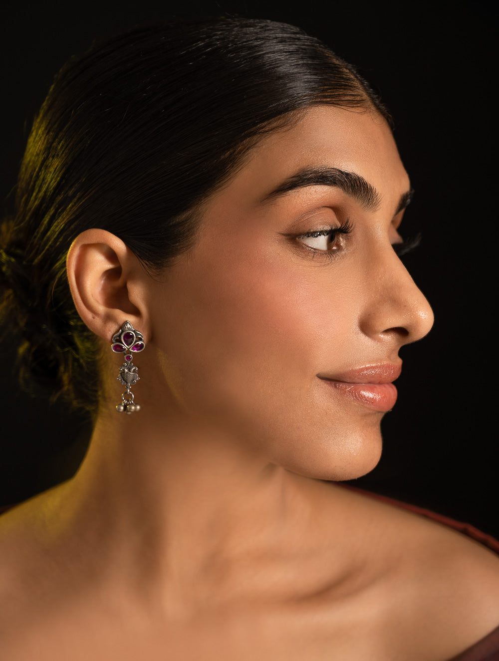 Load image into Gallery viewer, Pure Silver Traditional Maharashtrian Earrings - Shan?khpushpi