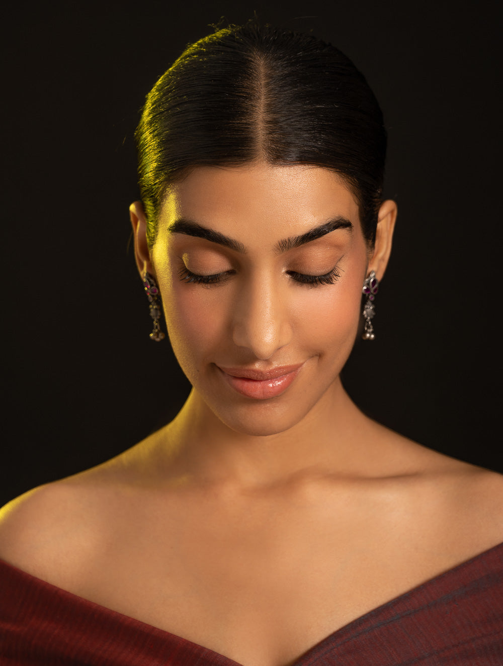 Load image into Gallery viewer, Pure Silver Traditional Maharashtrian Earrings - Shan?khpushpi