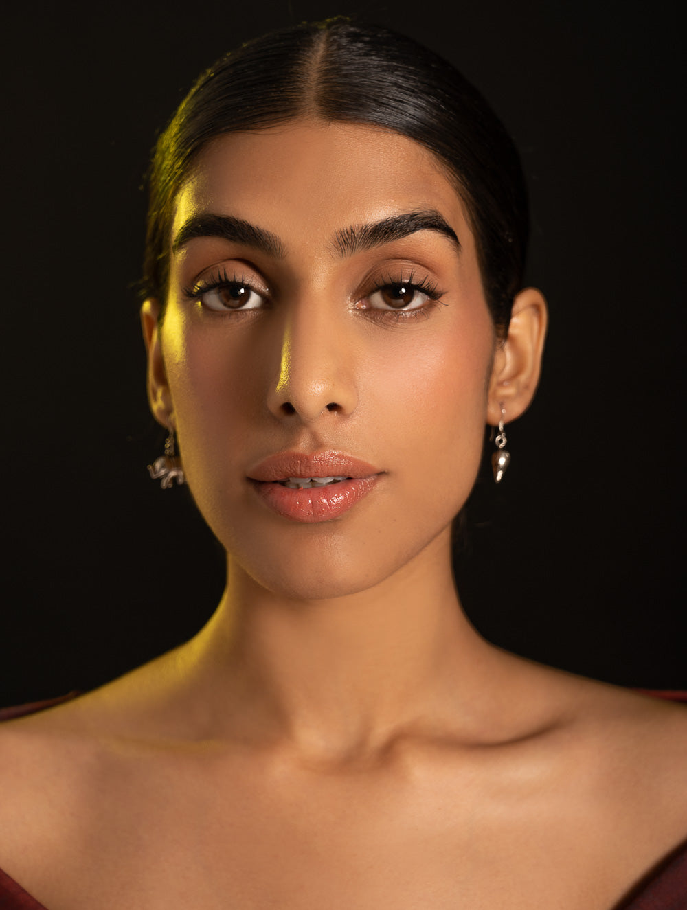 Load image into Gallery viewer, Pure Silver Traditional Maharashtrian Earrings - Tanugaja