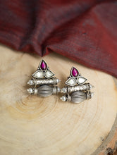 Load image into Gallery viewer, Pure Silver Traditional Maharashtrian Earrings - Triveni