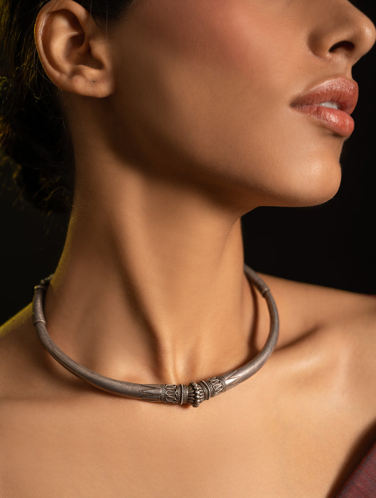 Pure Silver Traditional Maharashtrian Neckpiece - Classic Hasli 