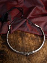 Load image into Gallery viewer, Pure Silver Traditional Maharashtrian Neckpiece - Classic Hasli 